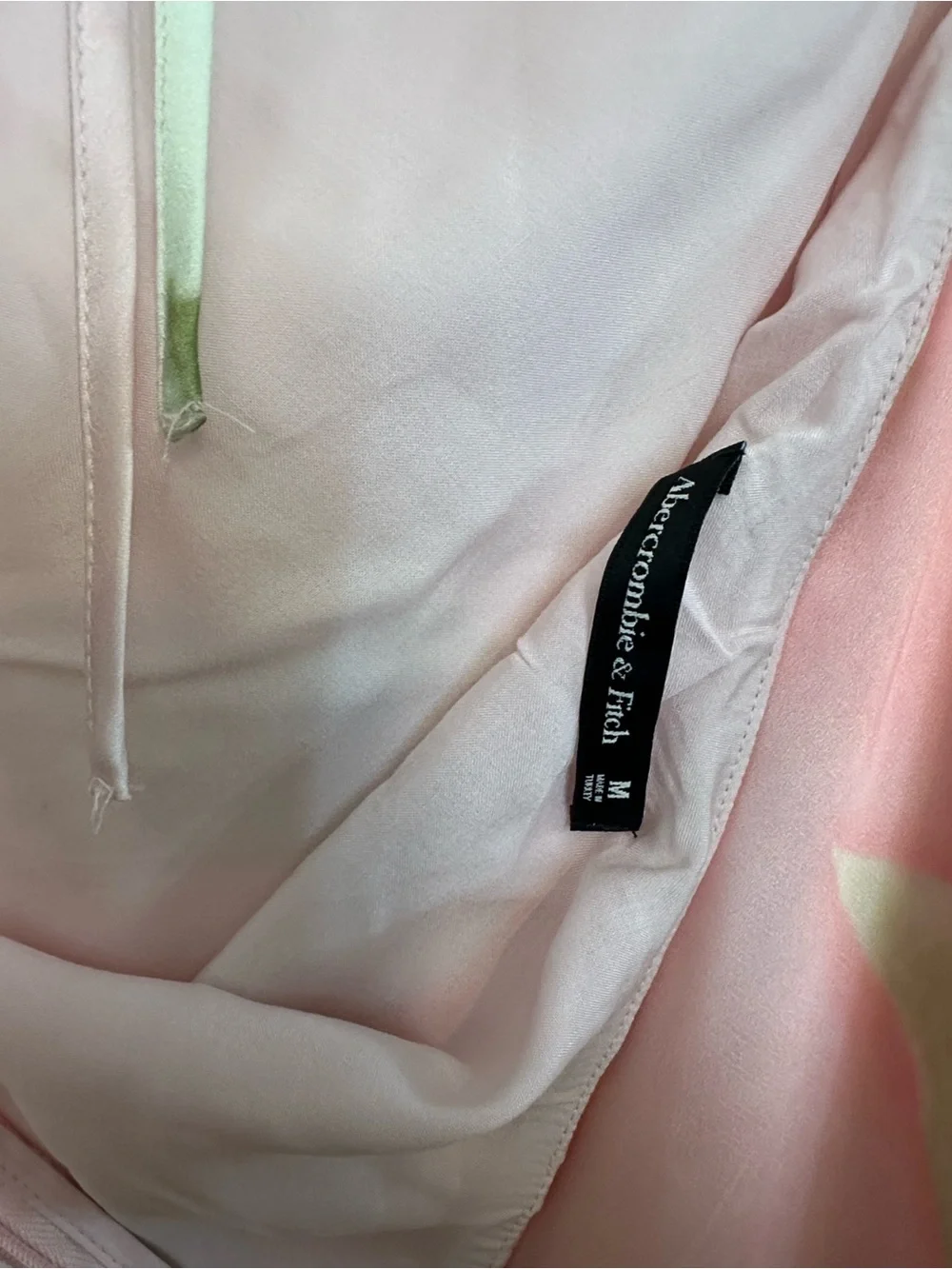 Abercrombie & Fitch elegant pink